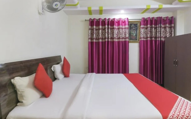 Hotel Chandra Deep