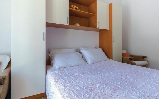 Nice Home in Komarna With Wifi and 2 Bedrooms