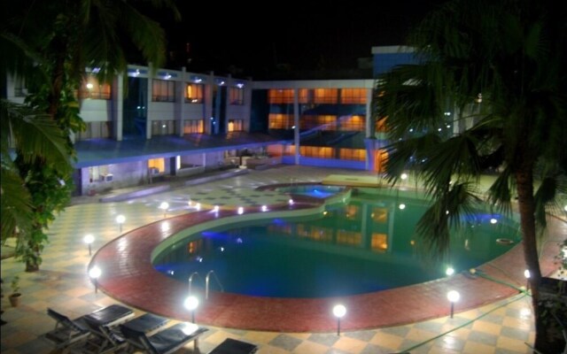 Baywatch Beach Resort