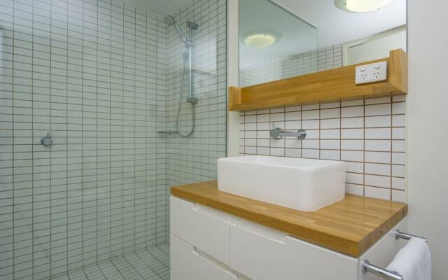 1 Bright Point Apartment 4202