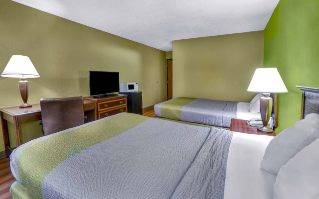 Motel 6 Morehead, KY