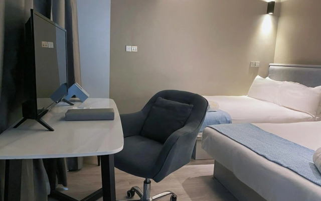 Hotel Calmo Bugis