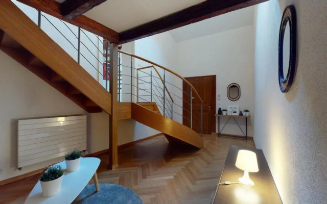 Modern apartment with a view of the Jet d'Eau