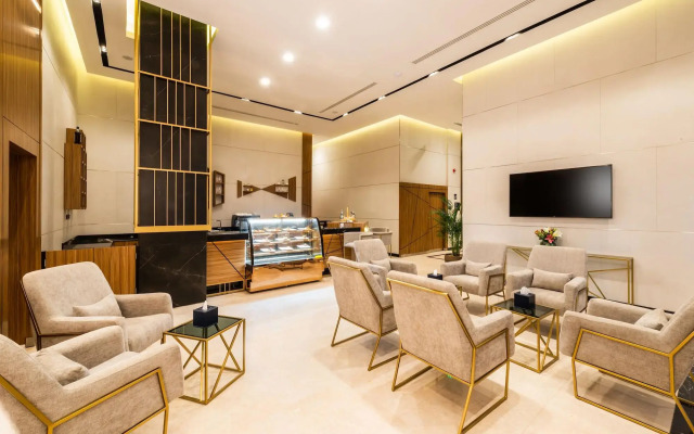 Sunday Luxury Central formerly Anan hotel