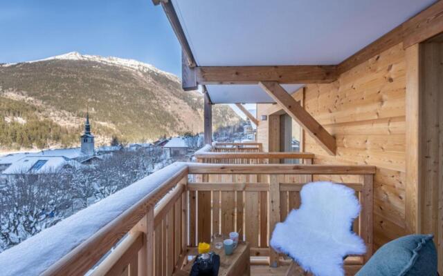 Sumptuous And Bright Apartment In Chalet Style
