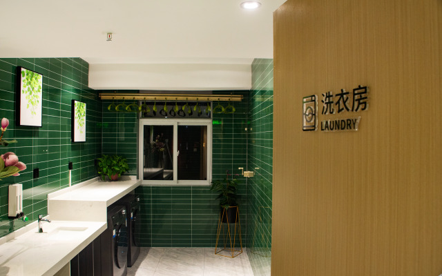 GreenTree Inn Express Hotel((Hebi East Station Store)