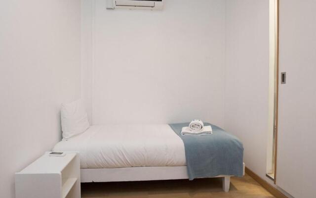 Peters Guesthouse - AL