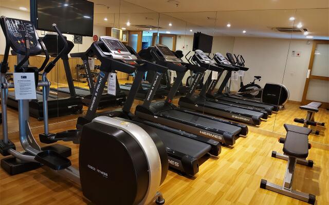 Holiday Inn Express Ahmdabad Prahlad Nagar by IHG