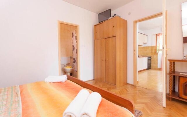 Apartment Ana