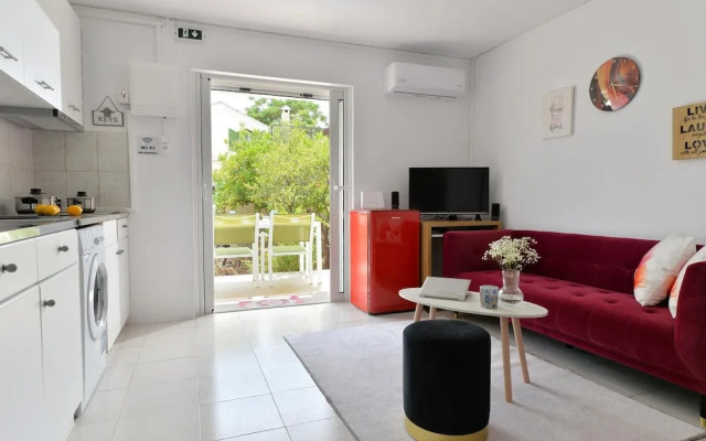 Athens Riviera Garden View Studio
