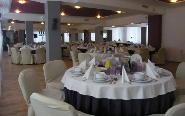 Hotel Akor