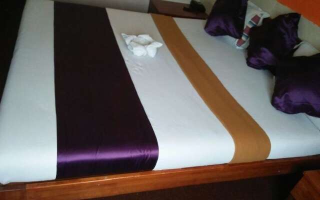 Room Maangta 132 - Vile Parle West