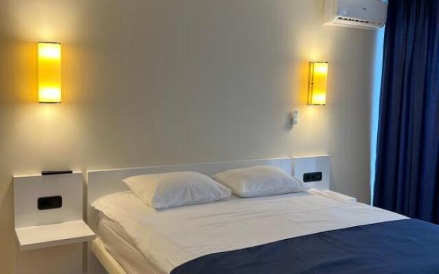 Orbi City apartment 40 этаж