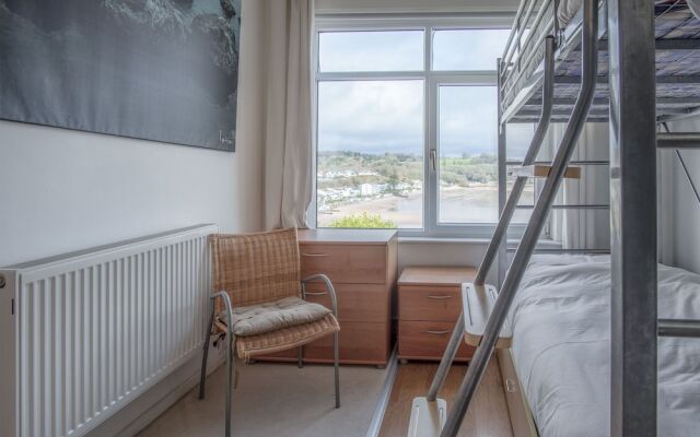 Captains Walk - 4 Bedroom Apartment - Saundersfoot