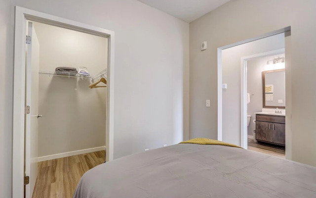 FRONTDESK The Central Apts Minneapolis