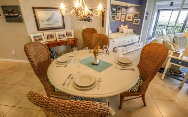 Ocean Harbor 504B