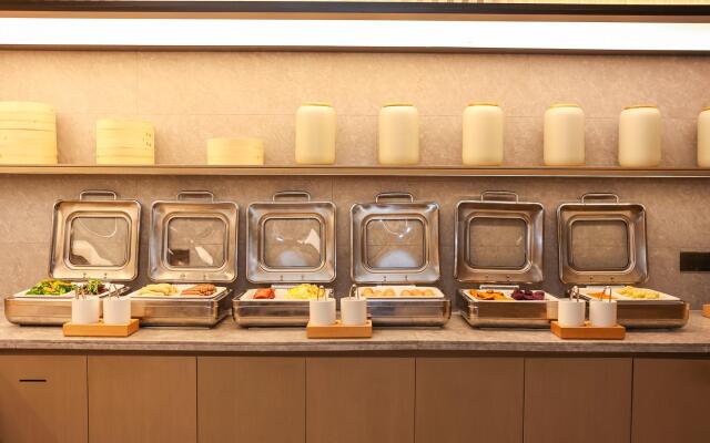 Ji Hotel Hangzhou Binjiang Jiangling Road Metro Station