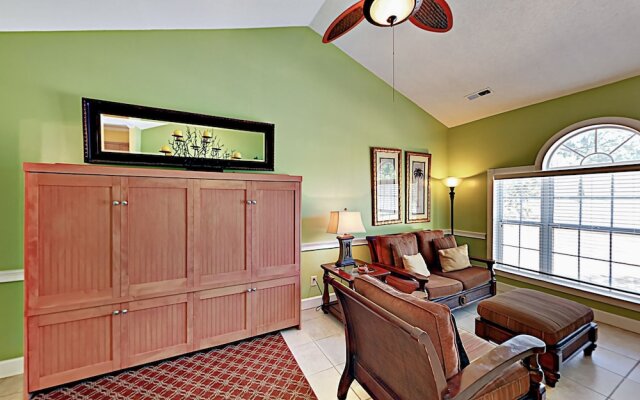 Classy Unit #302 - 1 Br Condo