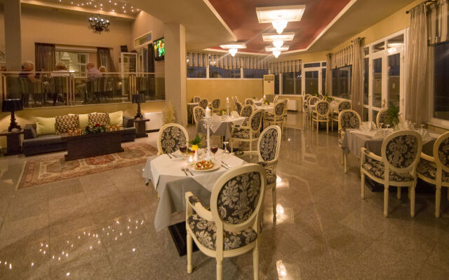 Sunrise Resort Hotel