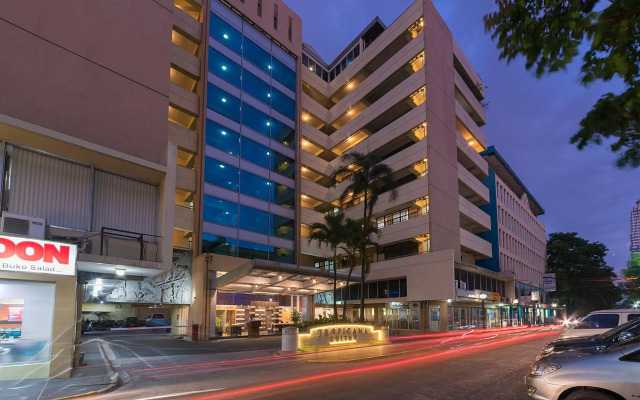 Tropicana Suites