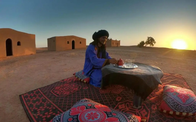 Sahara camp berber under stars