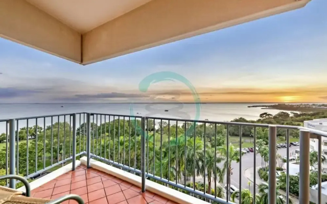 ZEN88 ESPLANADE - 1BR Ocean View Suite