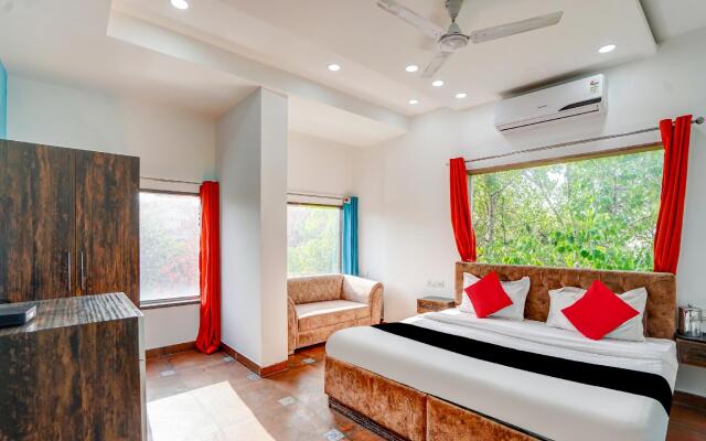 Capital O 79569 Mannat