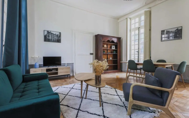 Apartment in Notre-dame Cathedral