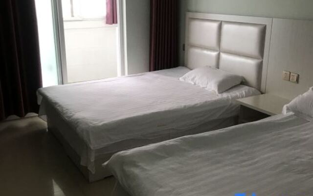 Yuanyu Express Hotel (Zhengzhou East Railway Station)