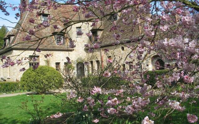 Le Logis D'arniere