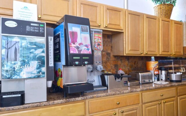 Americas Best Value Inn Smithtown Long Island