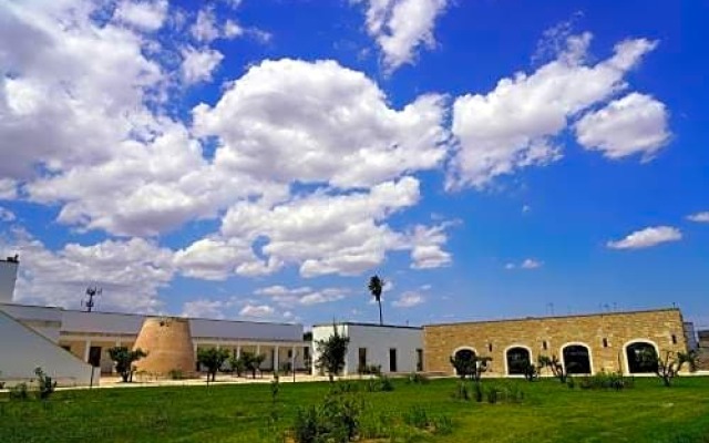 Masseria Rifisa AgriResort