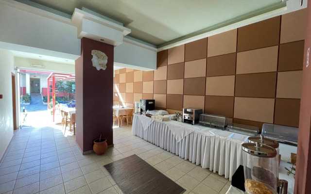 Hotel Flisvos
