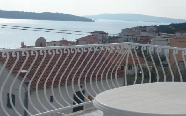 G&B Apartments