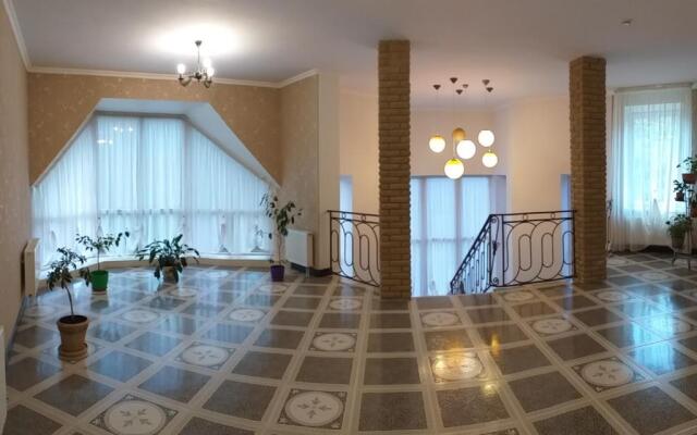 Hotel Aragvi