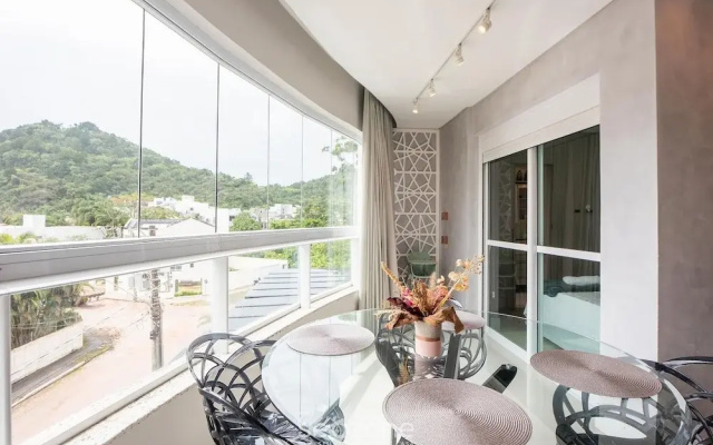 Apt w/ BBQ & Balcony, 230m From the Beach Epd0202
