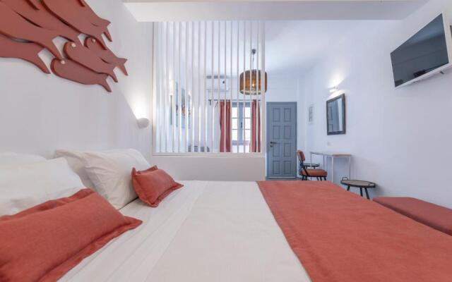 Black Coast Hotel Santorini
