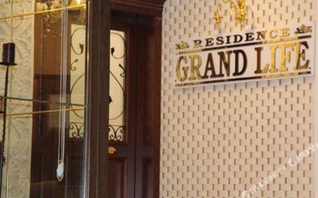 Grand Life Residence