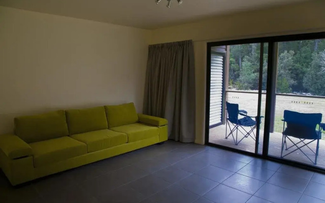 Tyenna River Cottage