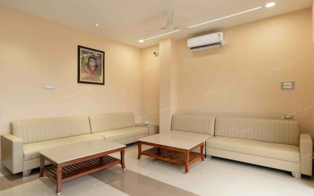 Hotel Shiva Nilay Inn