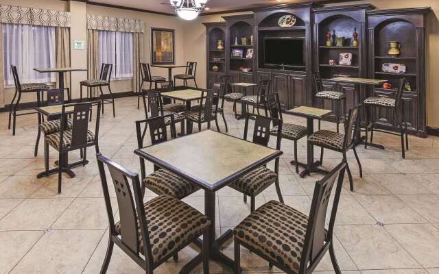 La Quinta Inn & Suites by Wyndham Livingston