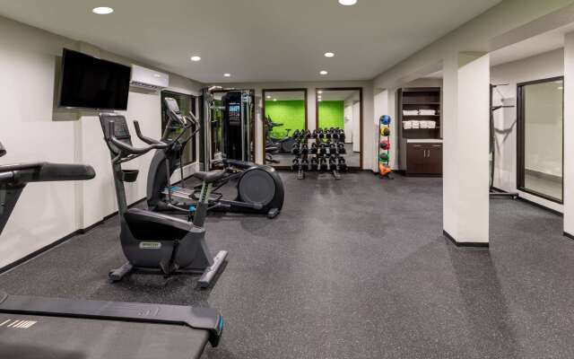 La Quinta Inn & Suites by Wyndham Houston NW Brookhollow