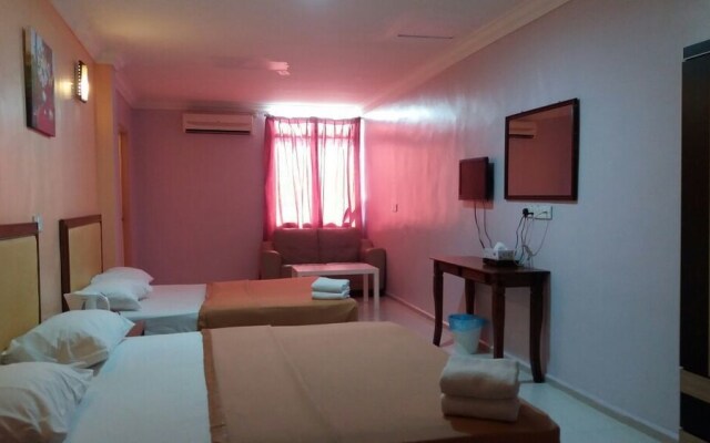 Saujana Hotel And Restaurant