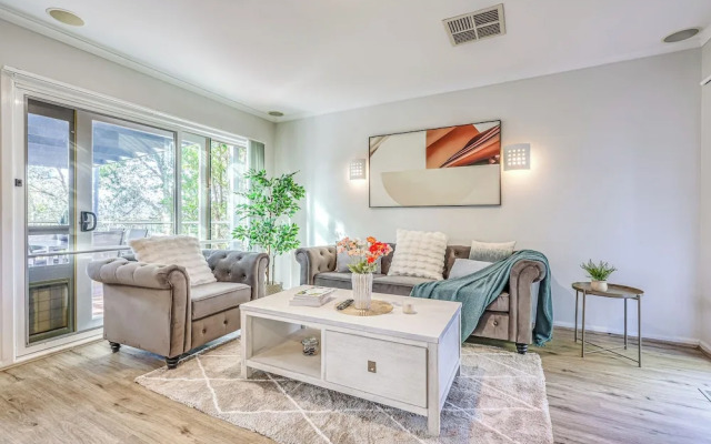 StayAU Gorgeous 5BR BBQ Home Geelong