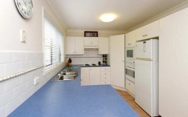 Rocky Point Road, 1/94