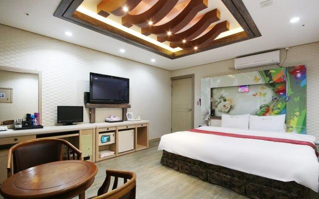 Tongyeong Man to Man