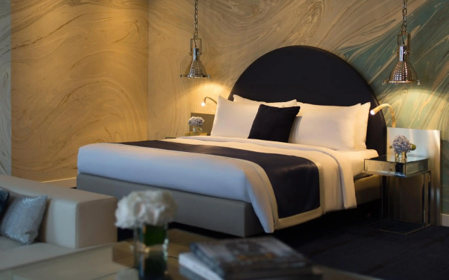 Renaissance Hamburg Hotel