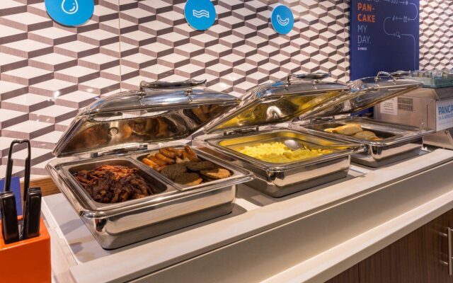 Holiday Inn Express Branford-New Haven by IHG