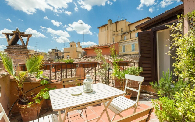Paolina Terrace Apartment
