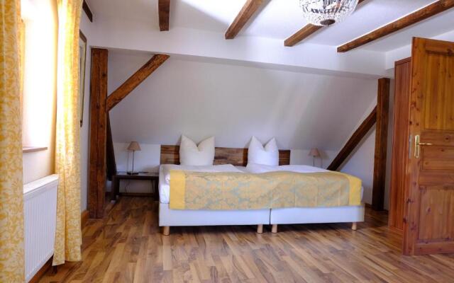 Hotel Schlossresidenz Heitzenhofen